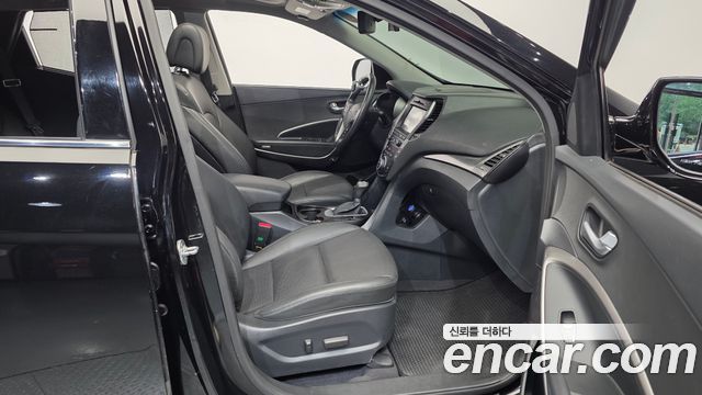 Hyundai Santafe 2016 — photo 17