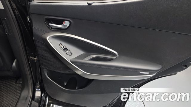 Hyundai Santafe 2016 — photo 15
