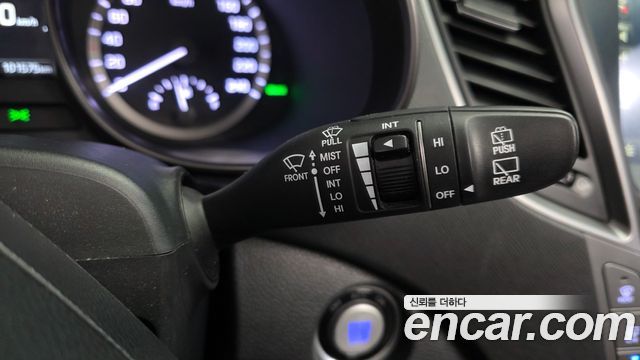 Hyundai Santafe 2016 — photo 31