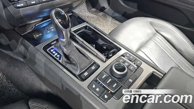 Hyundai Genesis 2015 — photo 12