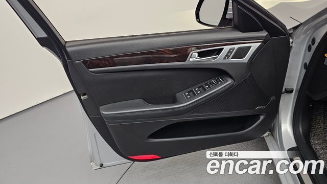 Hyundai Genesis 2015 — photo 14