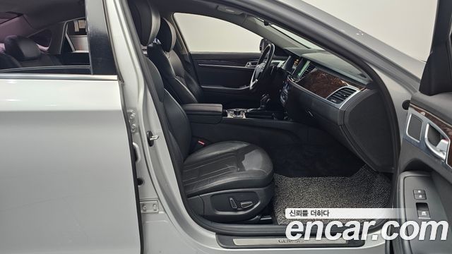 Hyundai Genesis 2015 — photo 16