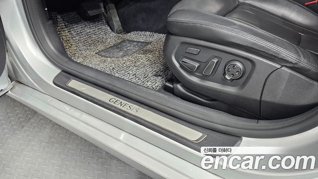 Hyundai Genesis 2015 — photo 27
