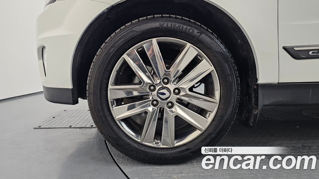 KG Mobility KORANDO 2015 — photo 5