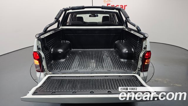 KG Mobility KORANDO 2015 — photo 21