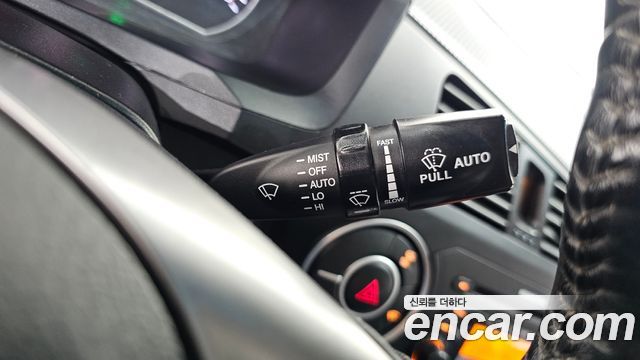 KG Mobility KORANDO 2015 — photo 26