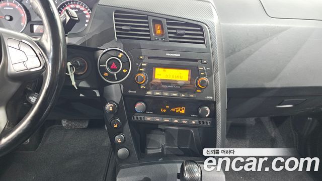 KG Mobility KORANDO 2015 — photo 30