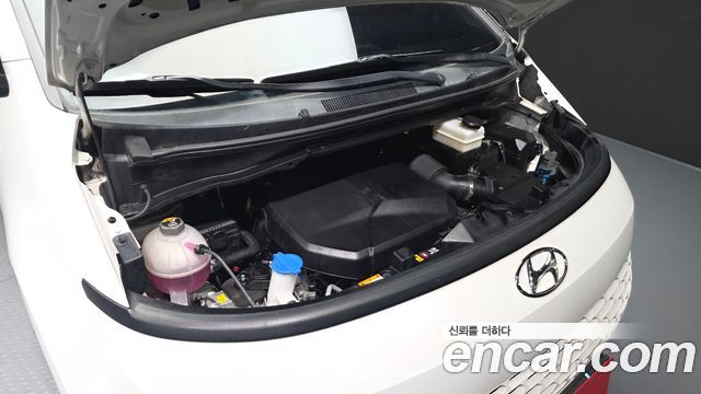 Hyundai Staria 2022 — photo 6