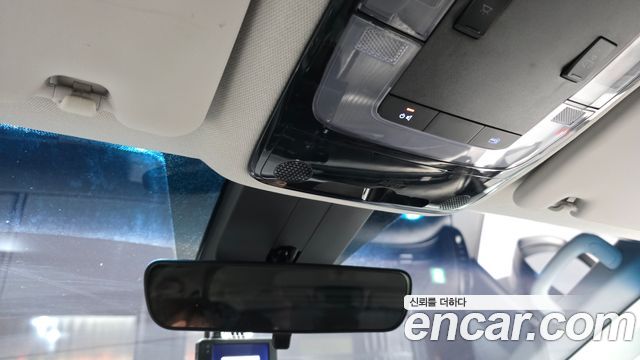 Hyundai Staria 2022 — photo 18
