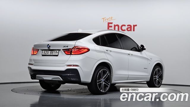 BMW X4 2018 — photo 2