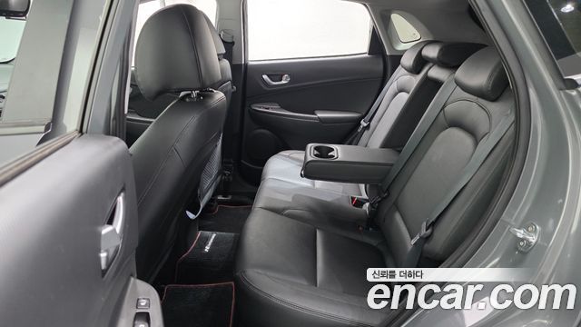 Hyundai Kona 2021 — photo 12