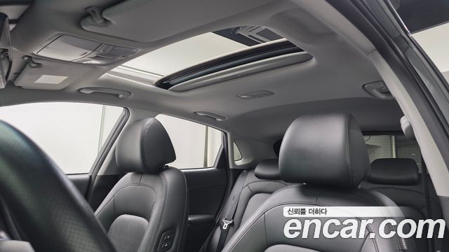 Hyundai Kona 2021 — photo 18