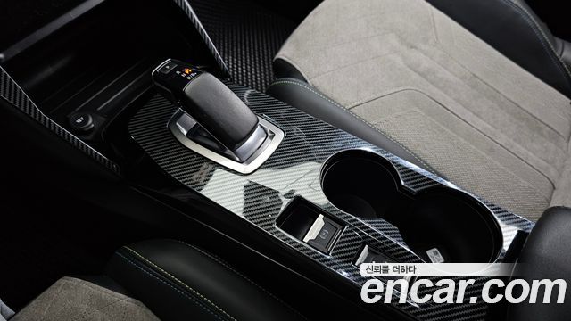 Peugeot 208 2021 — photo 12