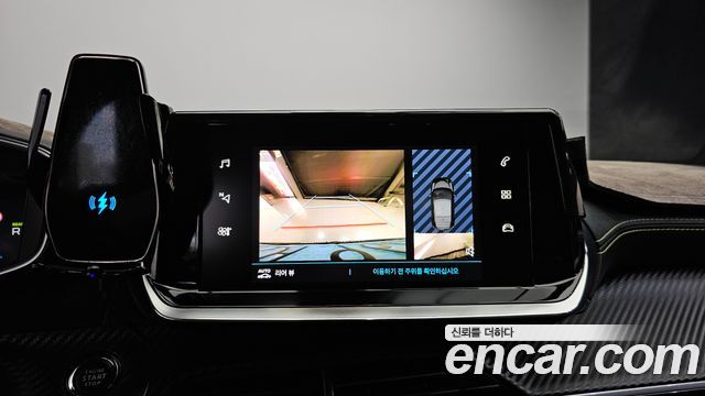 Peugeot 208 2021 — photo 22