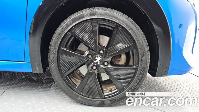 Peugeot 208 2021 — photo 7