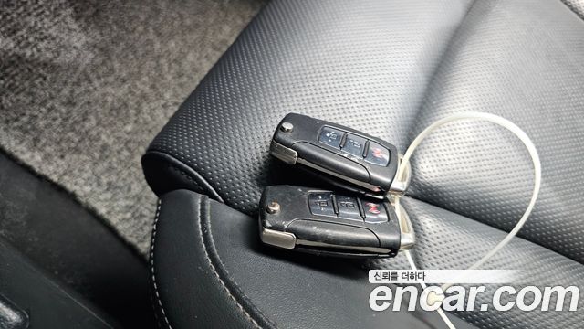 KG Mobility Rexton 2018 — photo 22