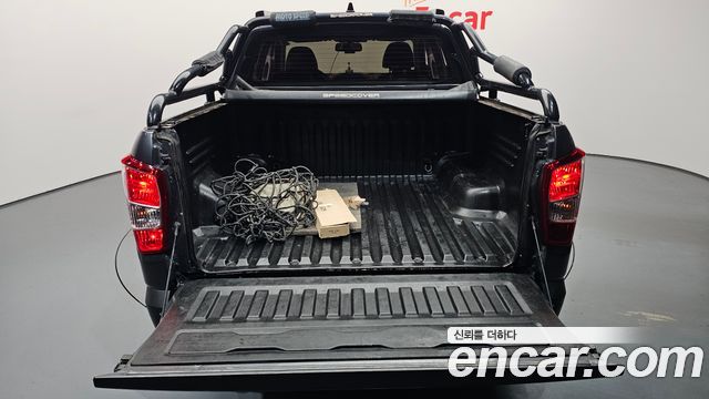KG Mobility Rexton 2018 — photo 24