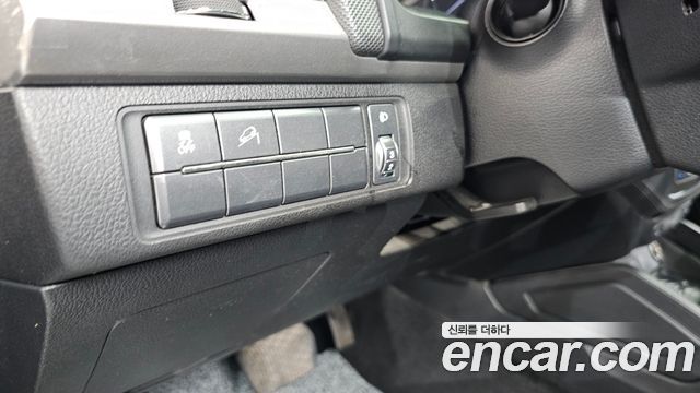 KG Mobility Rexton 2018 — photo 26