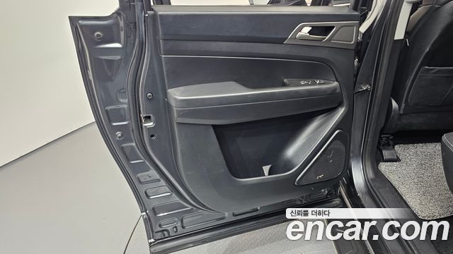 KG Mobility Rexton 2018 — photo 15