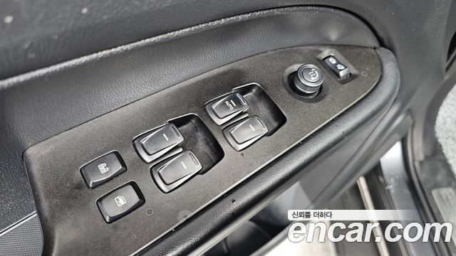 KG Mobility Rexton 2018 — photo 30