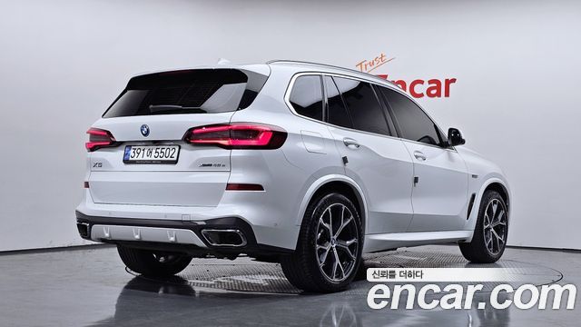 BMW X5 2023 — photo 2
