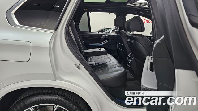 BMW X5 2023 — photo 11