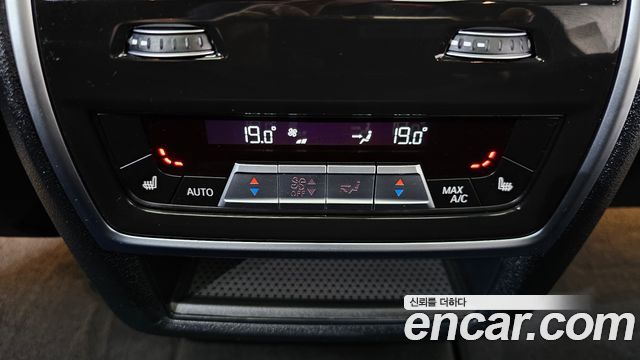 BMW X5 2023 — photo 18