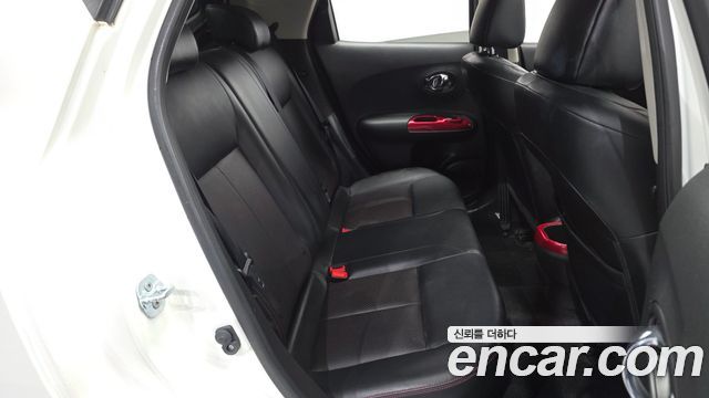 Nissan Juke 2017 — photo 12