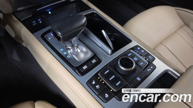 Genesis G80 2017 — photo 9