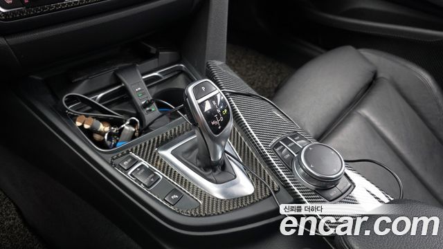 BMW 4-Series 2017 — photo 9