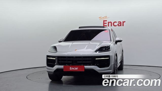Porsche Cayenne 2025 — photo 3