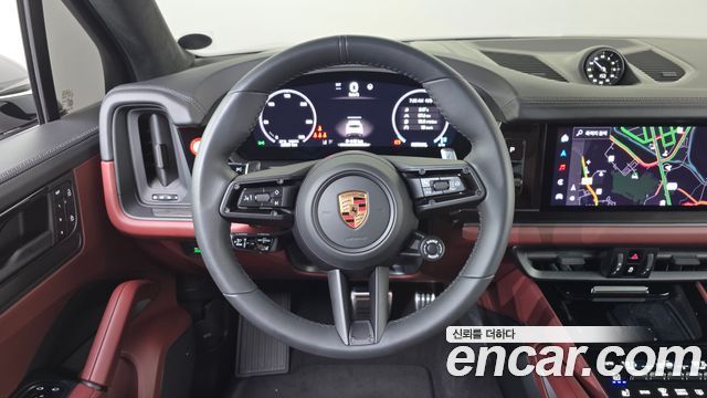Porsche Cayenne 2025 — photo 13