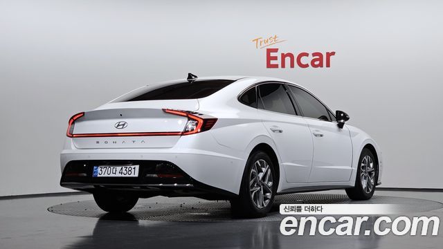Hyundai Sonata 2022 — photo 2