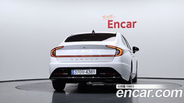 Hyundai Sonata 2022 — photo 4