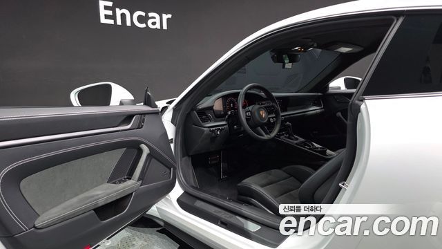 Porsche 911 2026 — photo 10