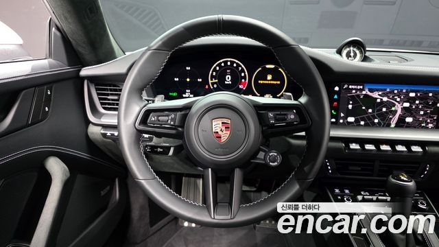 Porsche 911 2026 — photo 13
