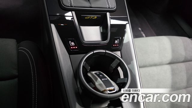 Porsche 911 2026 — photo 16