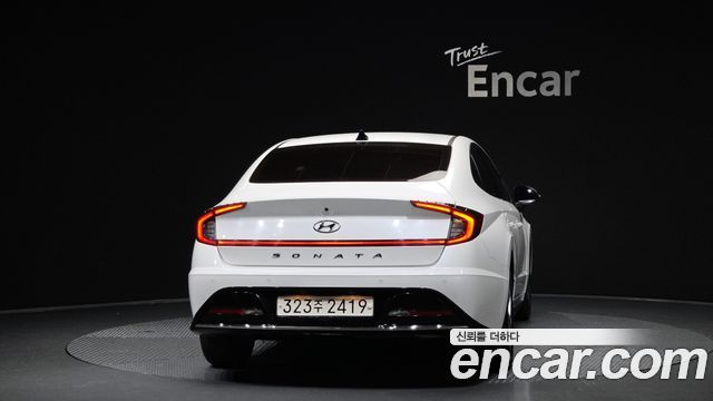 Hyundai Sonata 2022 — photo 4