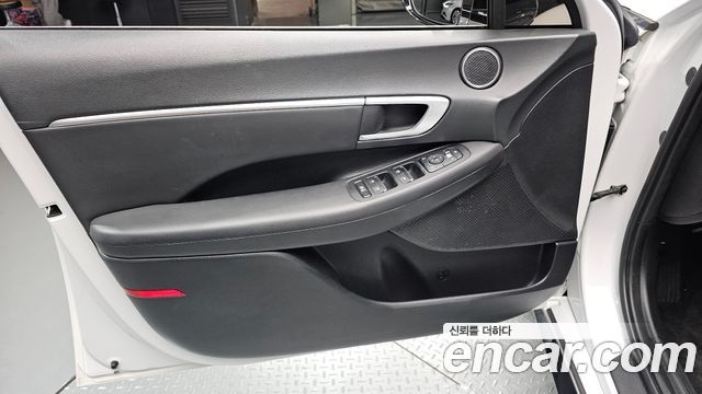 Hyundai Sonata 2022 — photo 14