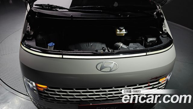 Hyundai Staria 2025 — photo 6