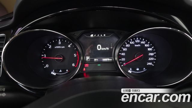 Kia Canival 2017 — photo 11