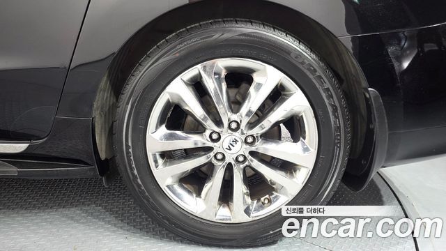 Kia Canival 2017 — photo 7
