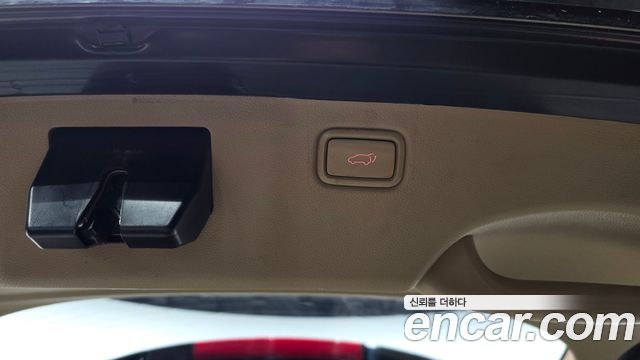 Kia Canival 2017 — photo 29