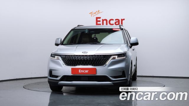 Kia Canival 2021 — photo 3