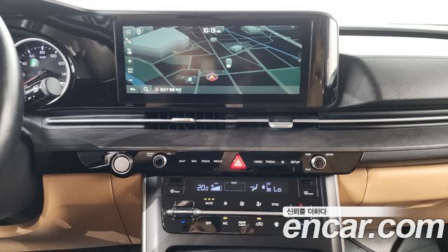 Kia Canival 2021 — photo 18