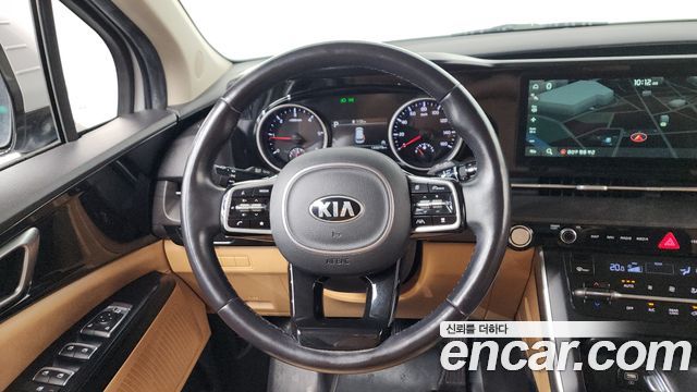 Kia Canival 2021 — photo 19