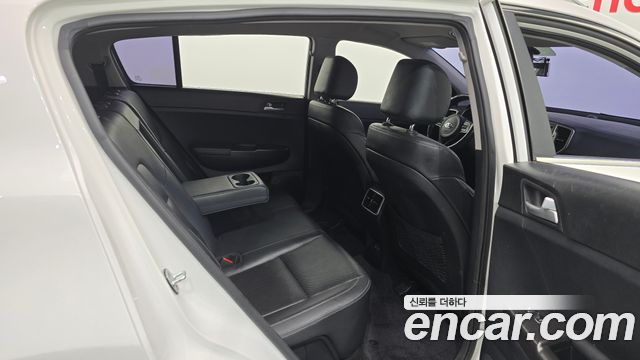 Kia Sportage 2016 — photo 11