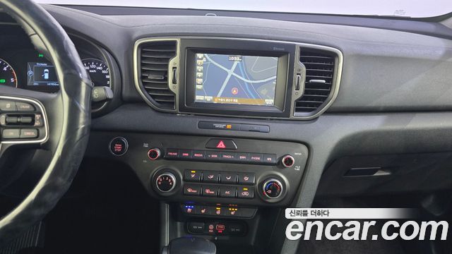 Kia Sportage 2016 — photo 14