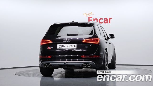 Audi SQ5 2015 — photo 4