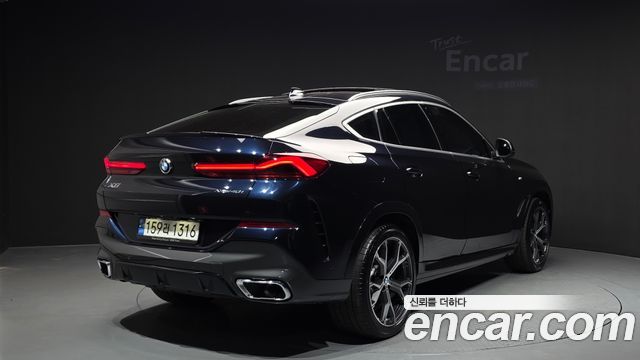 BMW X6 2022 — photo 2